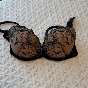 Aubade Black and Tan Embroidered Lace Bra